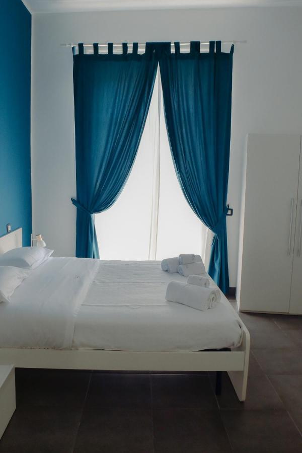 Rooms 19 - Rooms And Breakfast Palermo Eksteriør bilde